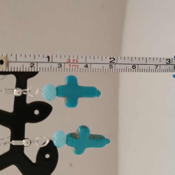 Turquoise cross earrings - Picture 3 of 3